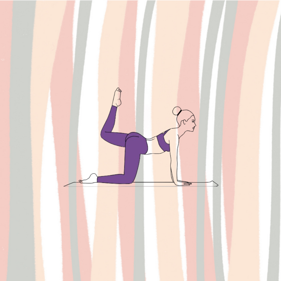 Logo per pilates. In primo piano si trova una donna a quattro zampe con la gamba sinistra alzata. Lo sfondo è composto da righe curve perpendicolari.